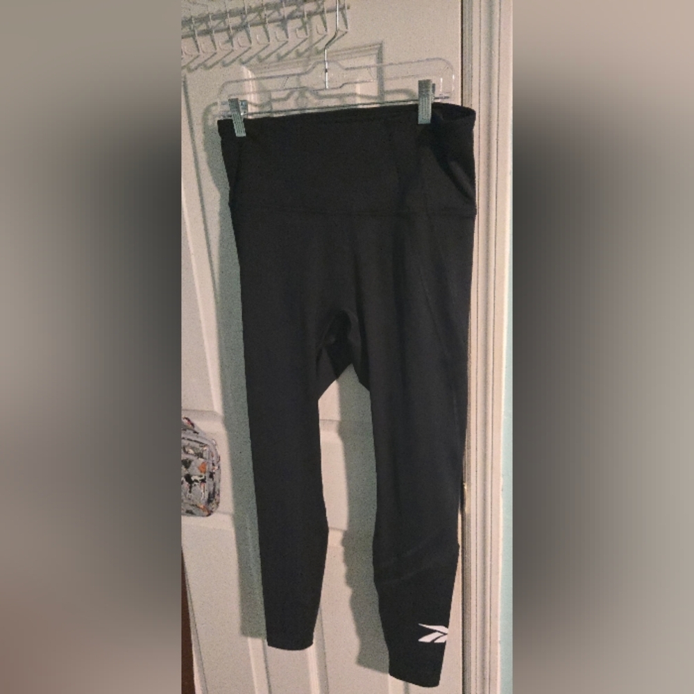 Reebok Womens Size 1X (16W) Legging Brand New